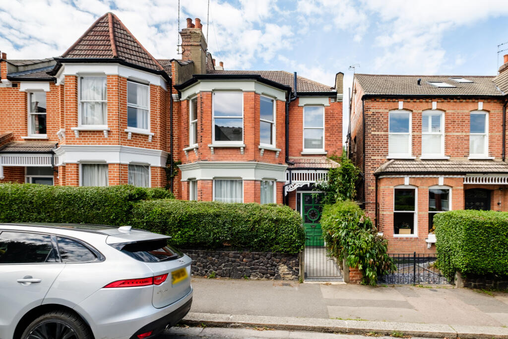 Main image of property: Greenham Road, London, N10