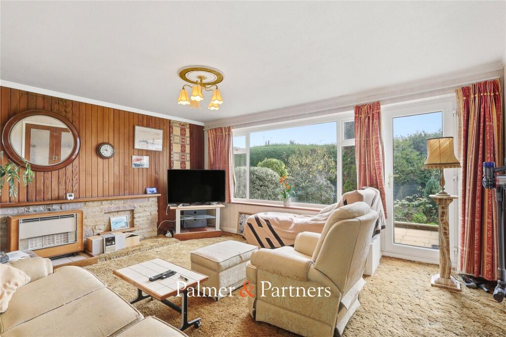 House in Chelmsford, Danbury - View 2