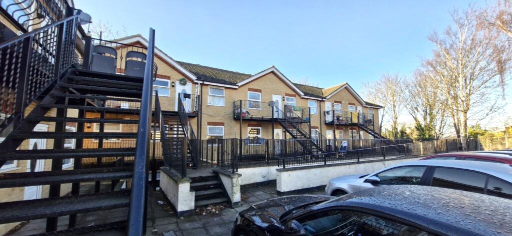 Main image of property: Uplands Close, London, SE18