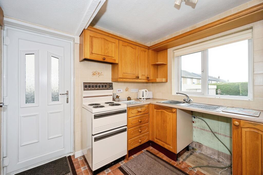 Balmoral Road, Whitehaven, Cumbria, CA28 photo 3