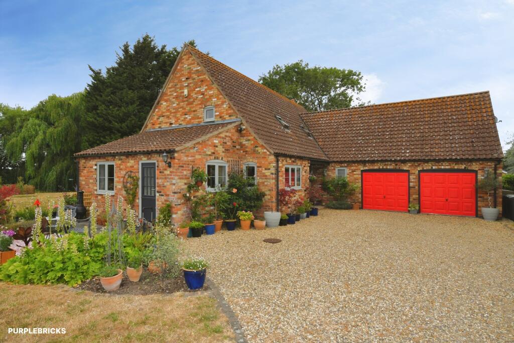Main image of property: Newark Road, Bassingham, Lincoln, LN5