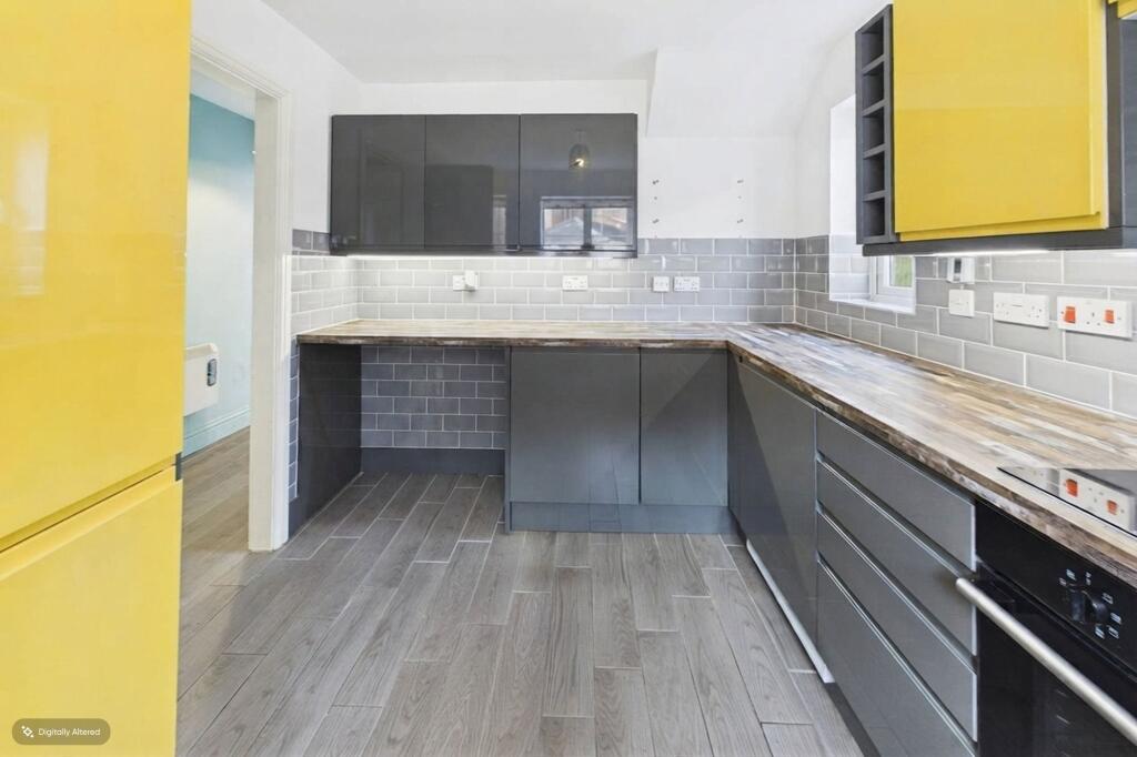 House in Gloucester, Gloucestershire - View 3