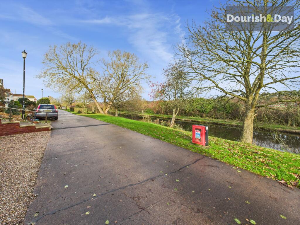 Lodgefield Park, Baswich, Stafford, ST17 photo 3