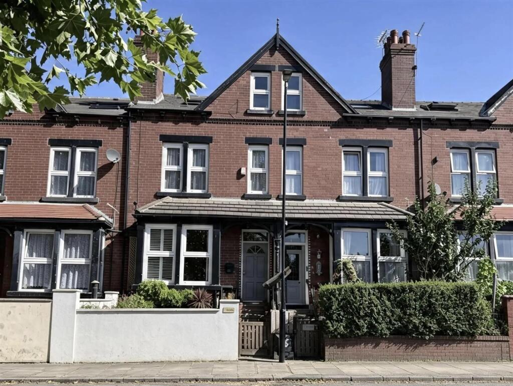 Main image of property: Savile Drive,Chapeltown, LS7