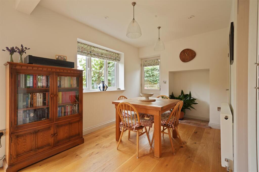 House in Sheffield, Totley Rise, Totley - View 4