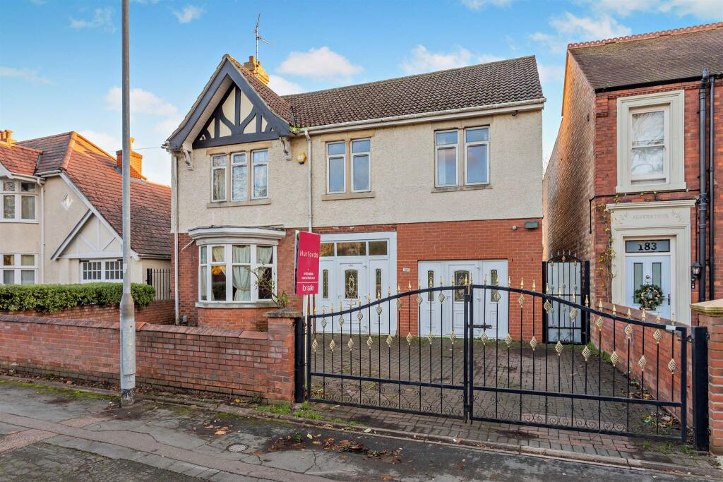 Main image of property: Broadway, Peterborough