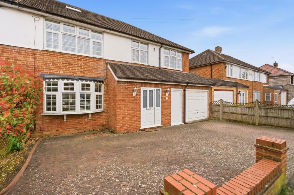 Additional image 23 of Spooners Drive, Park Street, St. Albans, Hertfordshire, AL2