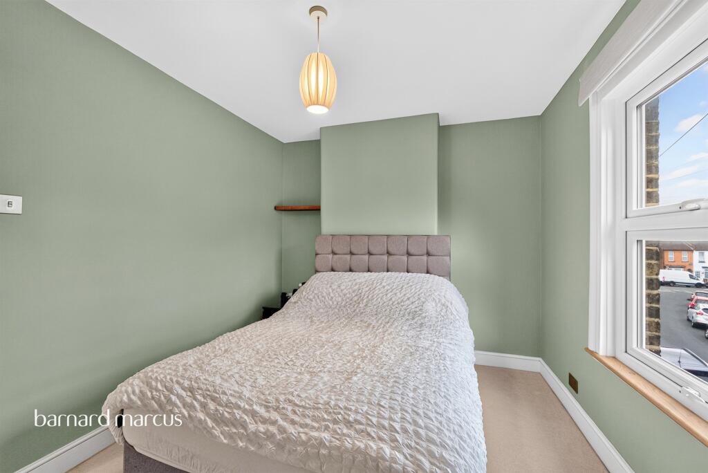 House in London - View 4