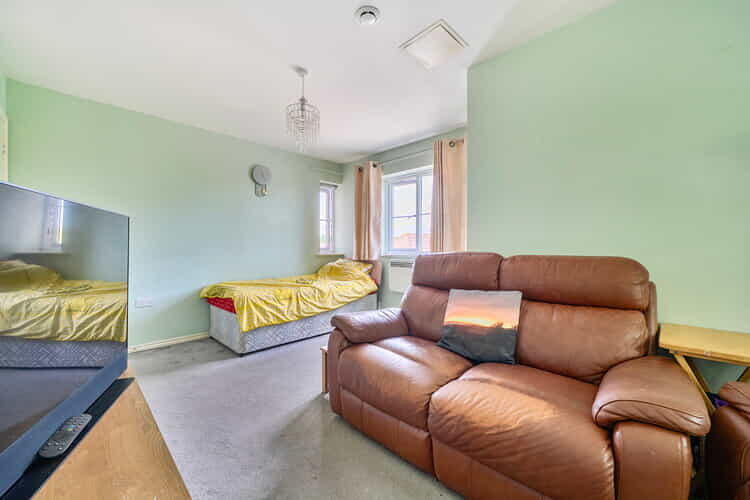 Apartment in Winnersh, Wokingham - View 2