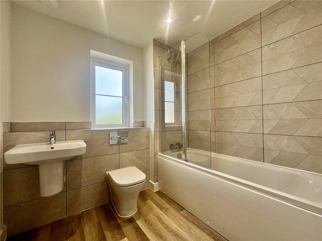 House in Exeter - View 4