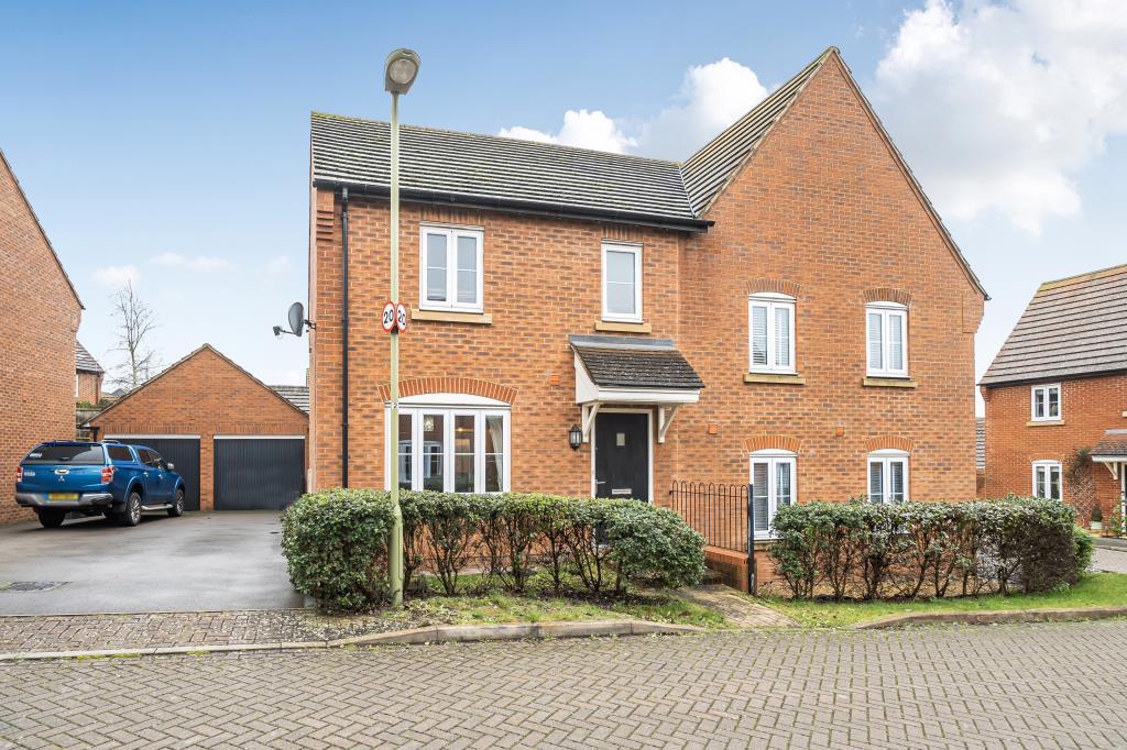 Main image of property: Lisa Head Avenue, Didcot, OX11