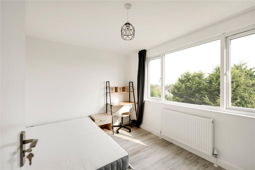 1 bedroom house share for rent