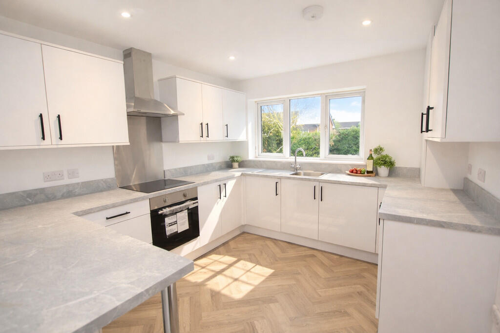 House in Mickle Trafford - View 2