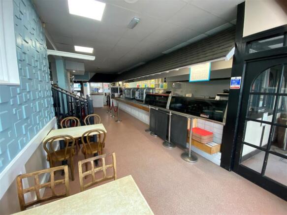 internal restaurant area 1.jpg