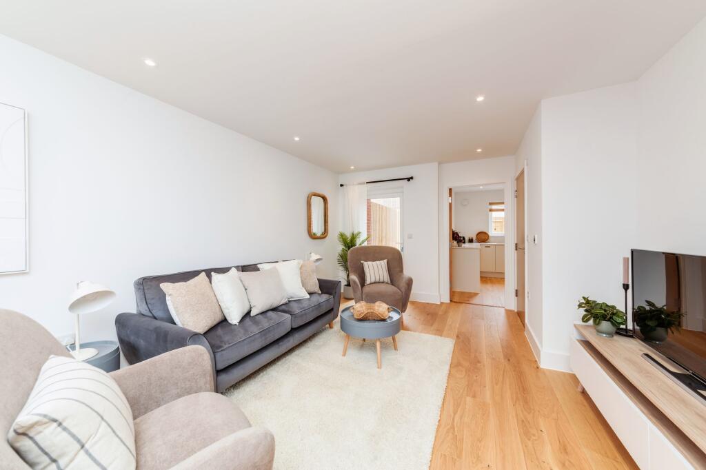 House in Brighton - View 2