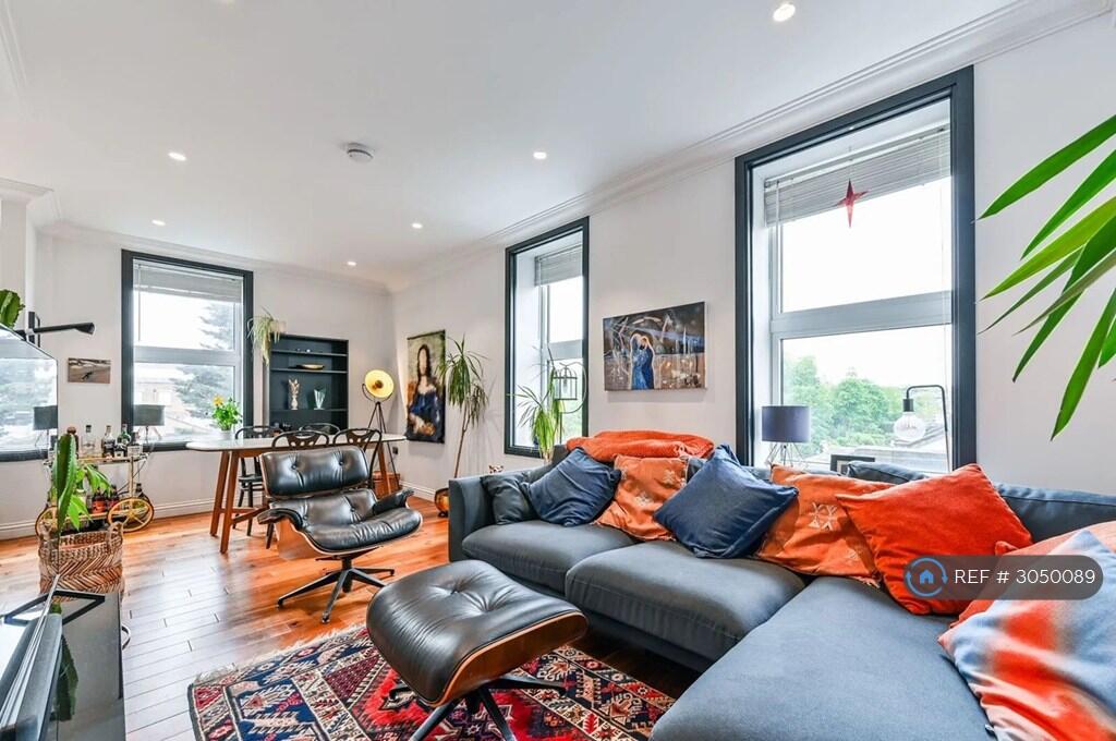 Main image of property: Mercers Road, London, N19