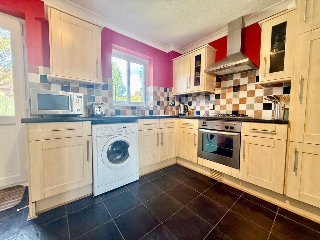 House in South Kesteven, Thurlby - More