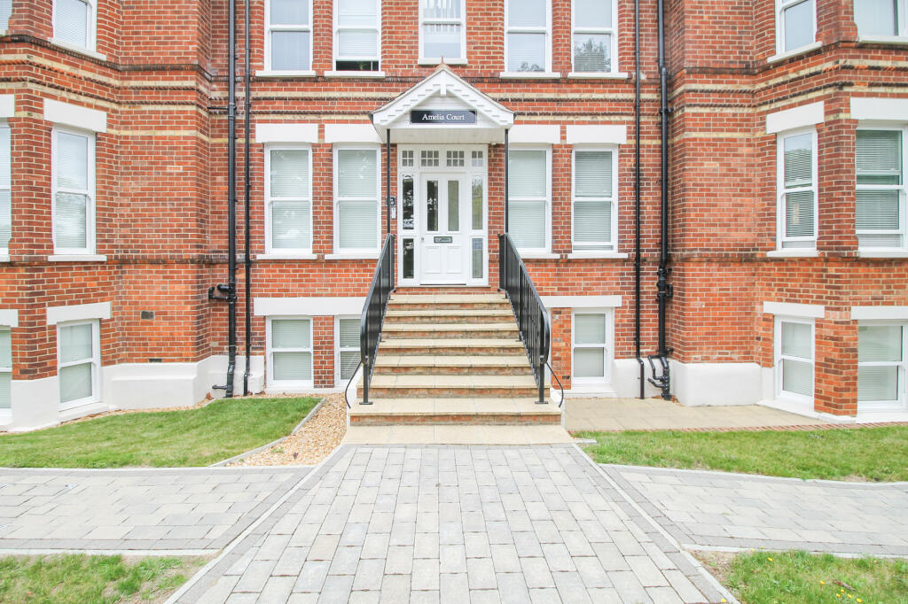 Main image of property: Southampton Street, Hampshire, GU14