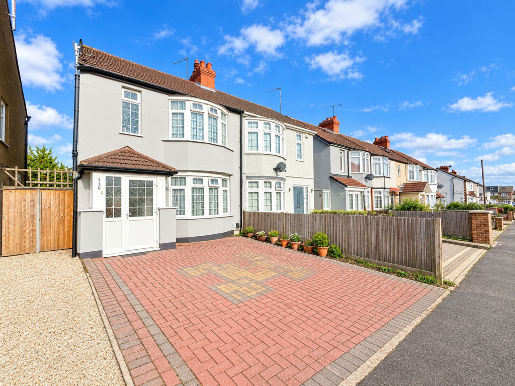 Main image of property: Beechwood Road, Luton, LU4