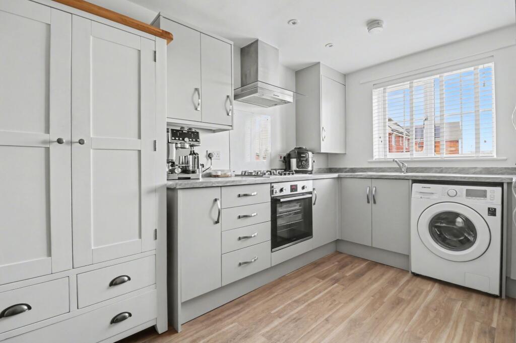Mead Lane, Horton Heath, SO50 photo 3