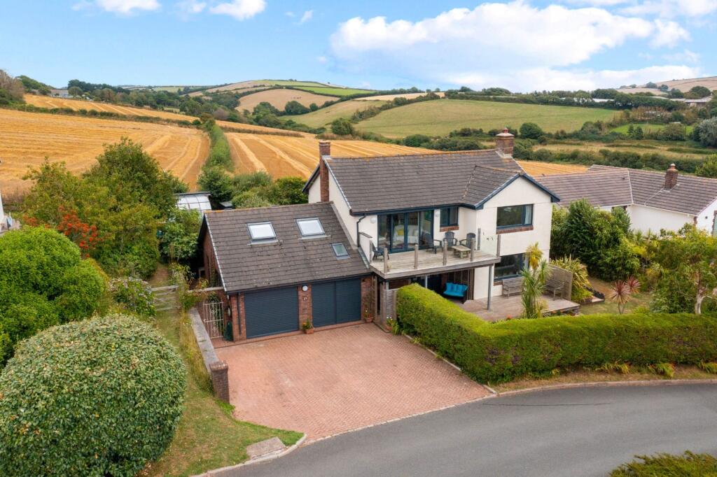 Main image of property: Thurlestone, Kingsbridge