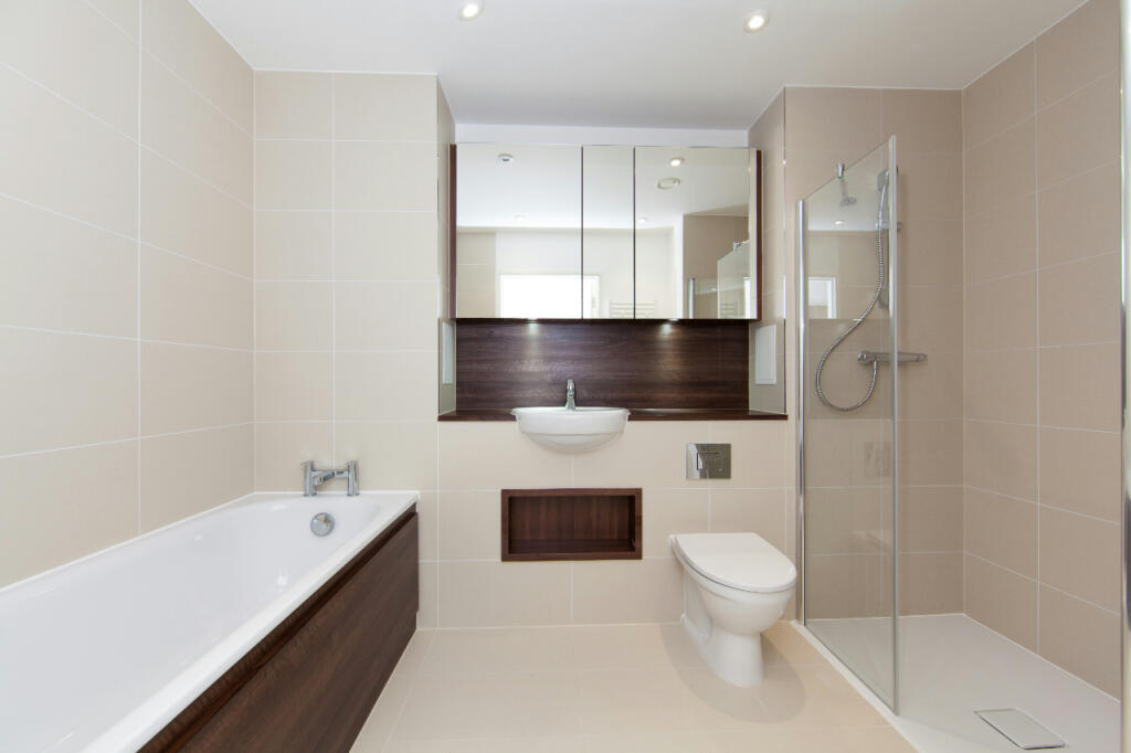 Apartment in London - View 5
