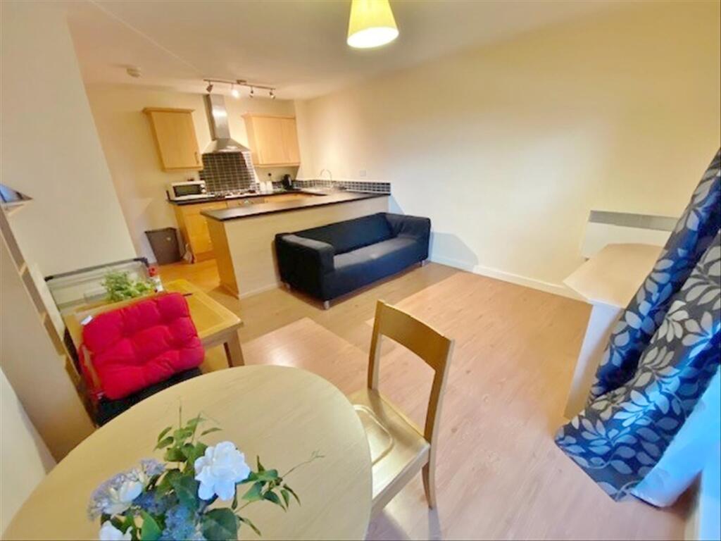 Apartment in Preston, St. Matthew's, Frenchwood - View 4