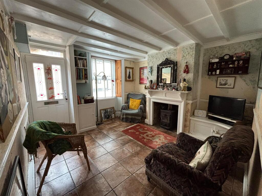 House in Taunton - View 2