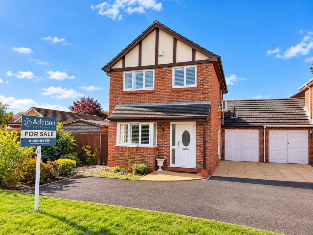 Main image of property: Cheviot Green, Warsash, Southampton