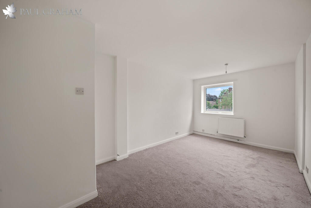 St. Georges Road, Wallington photo 4