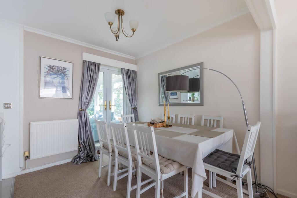 House in Dinas Powys, Vale of Glamorgan - View 3