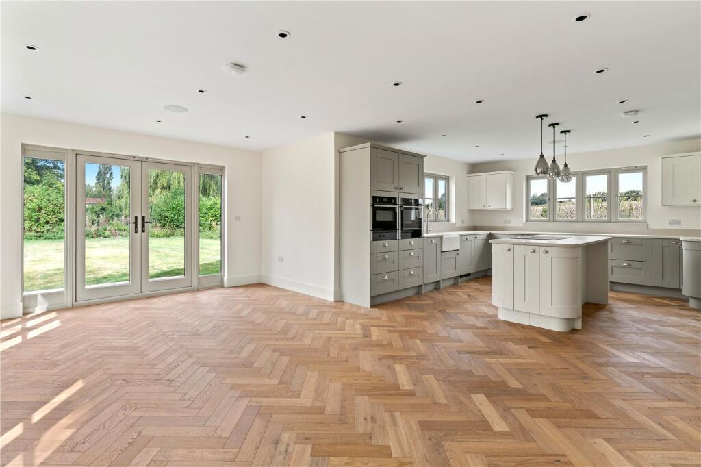 Finchingfield Road, Little Sampford, Nr Saffron Walden, Essex, CB10 photo 3