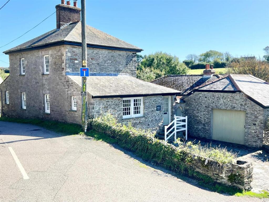 3-bed detached on Gorran, Cornwall, PL26, £430,000
