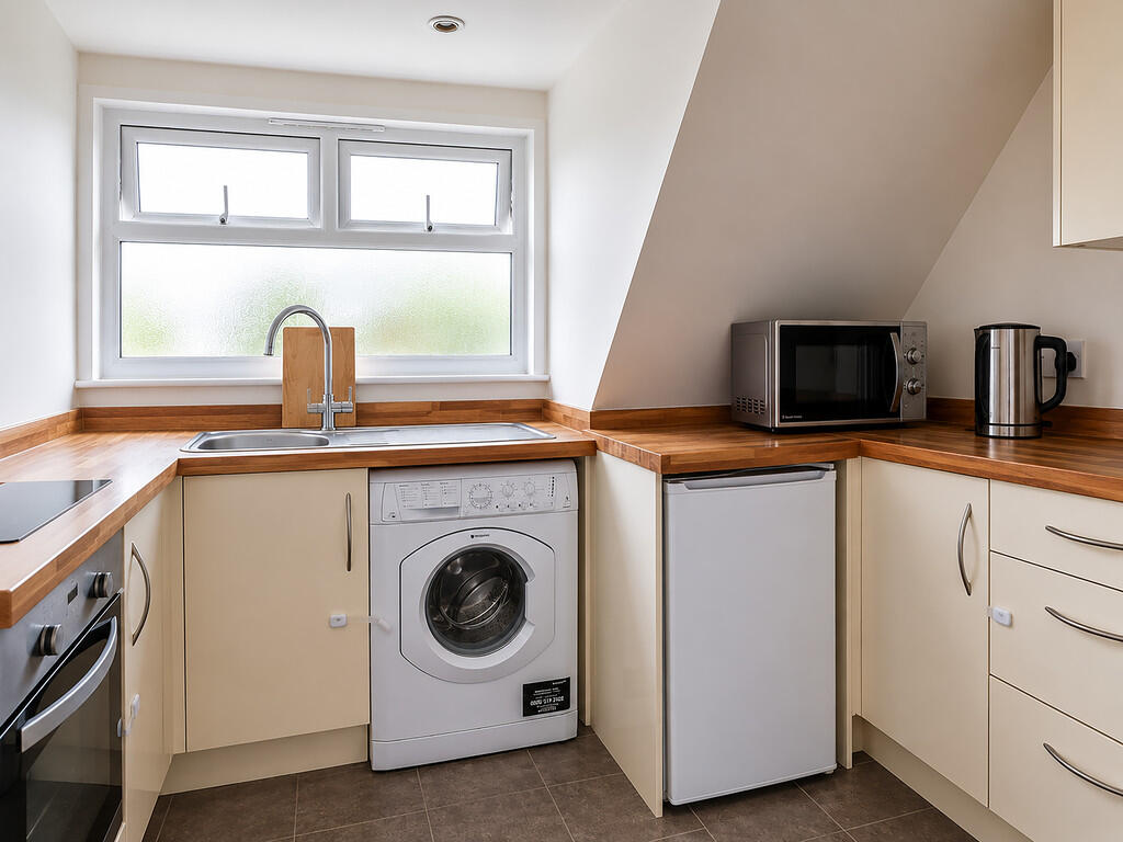 Apartment in Bournemouth - View 3