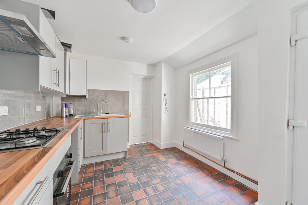 House in London - View 4