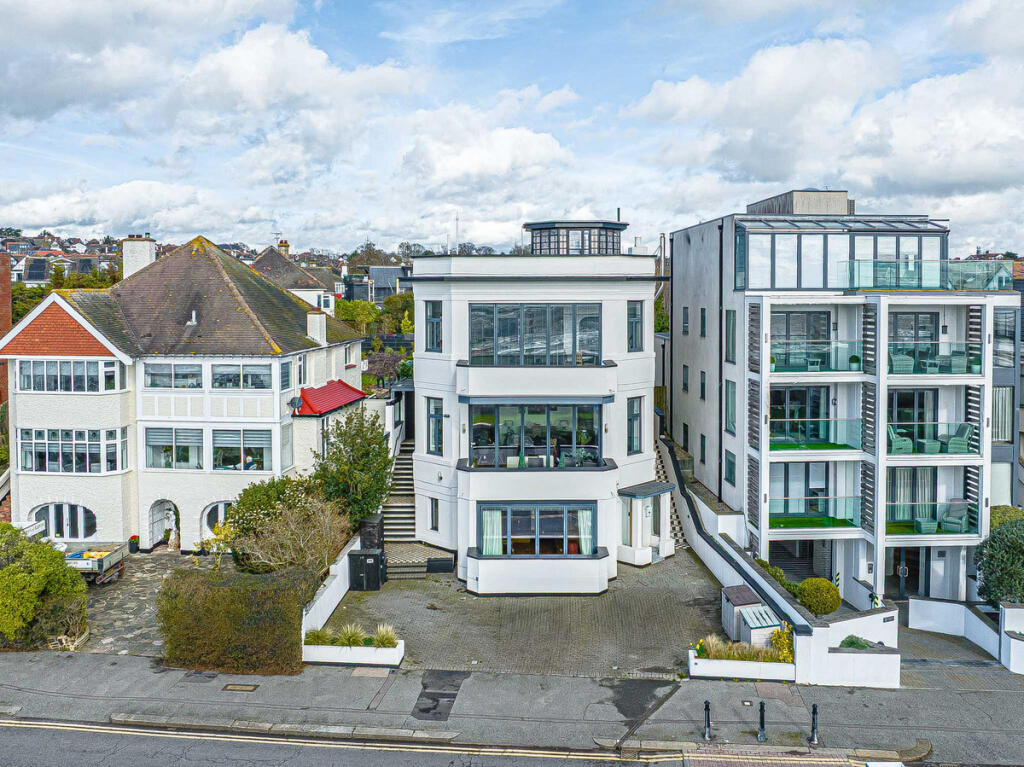 Main image of property: Chalkwell Esplanade, Westcliff-on-sea, SS0