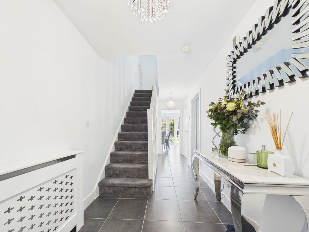 House in Spencers Wood, Ryeish Green, Shinfield - View 5