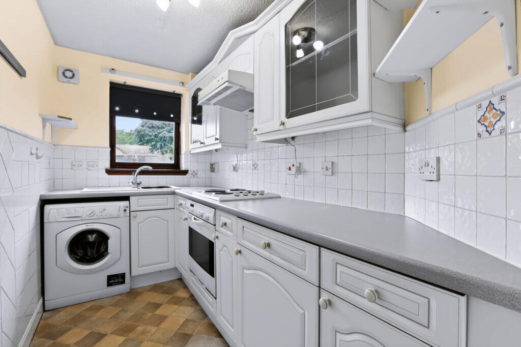 Apartment in Glasgow, West Dunbartonshire - View 4