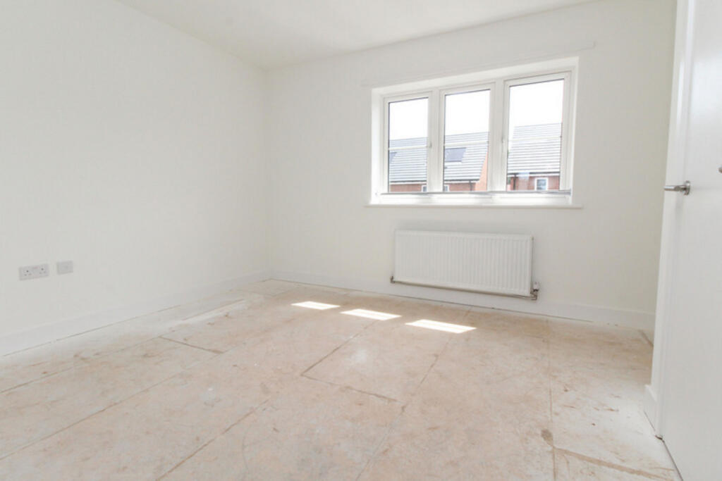 Cameron Close, Kenilworth, CV8 photo 3