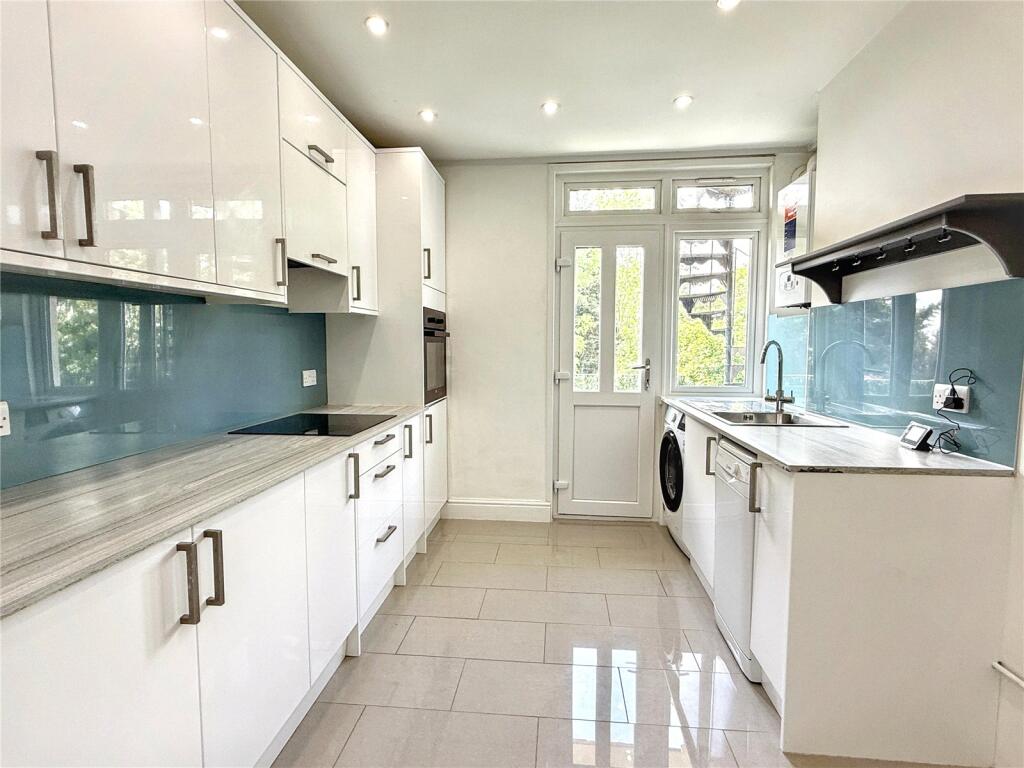Main image of property: Hillside Mansions, Barnet, EN5