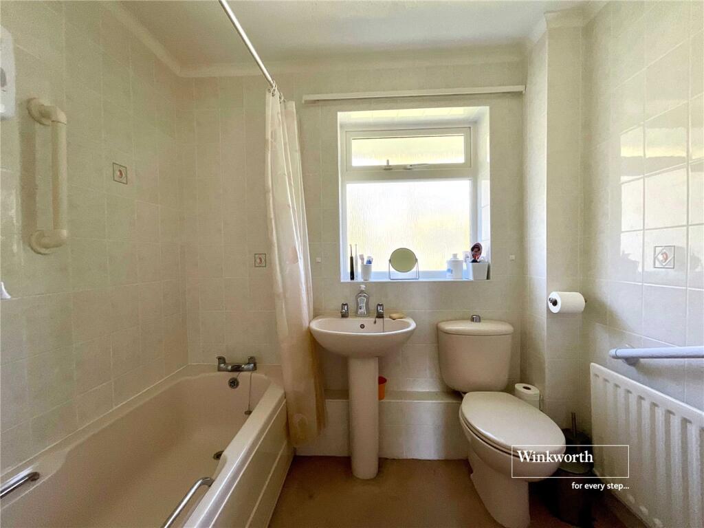 Apartment in Bournemouth - More