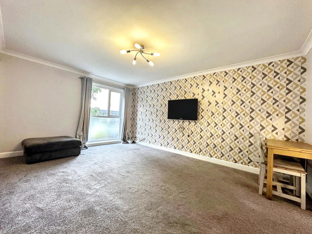 Apartment in Durham - View 2