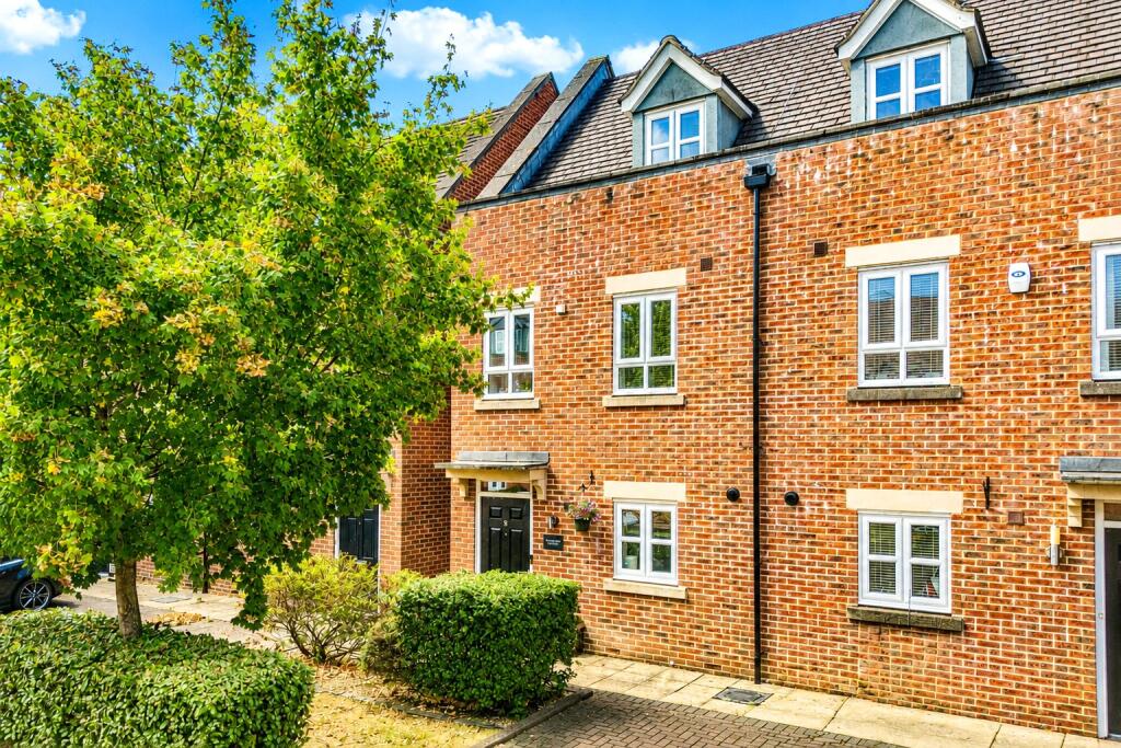 Main image of property: Rondetto Avenue, Newbury, RG14