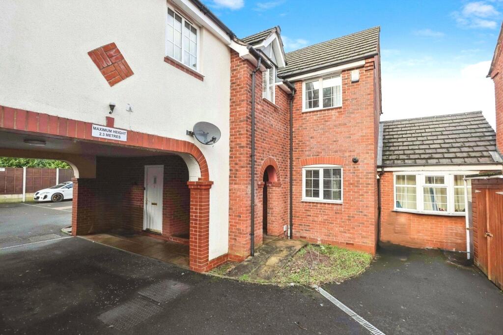 Main image of property: Bowling Green Drive, Smethwick, West Midlands, B67