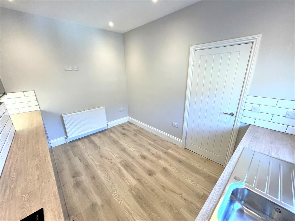 Apartment in Leeds - View 4