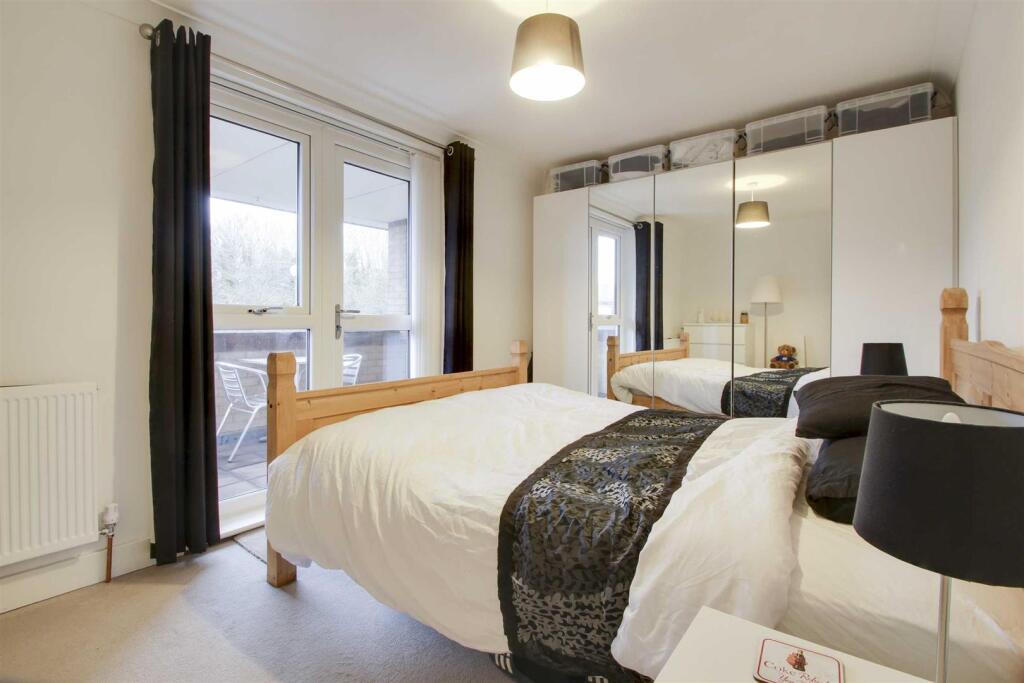 House in Milton Keynes - View 5