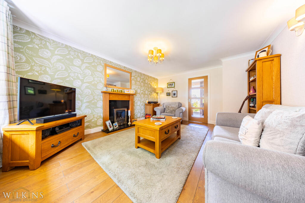 House in Tamworth, Staffordshire - View 3