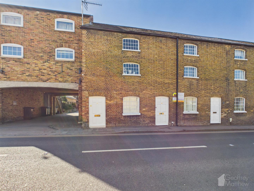 Main image of property: High Street, Roydon, Harlow