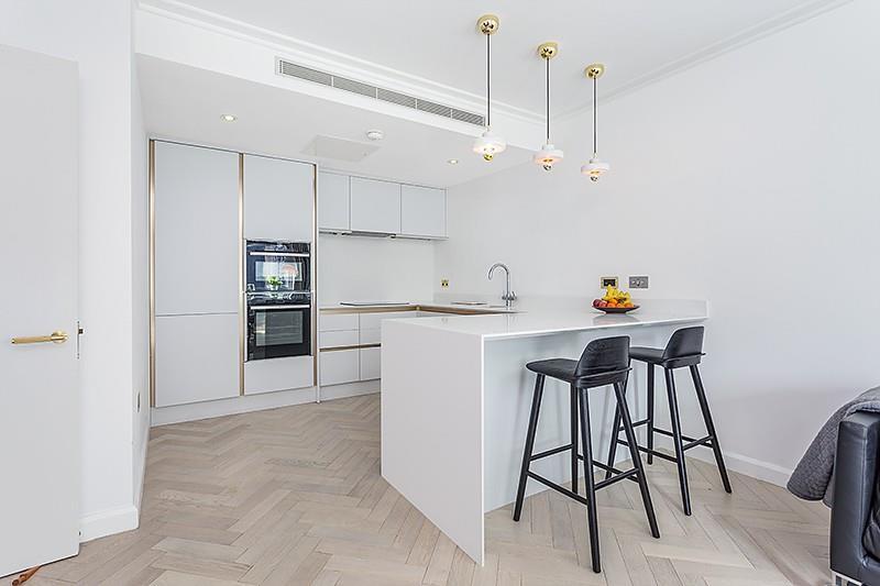 Apartment in London - View 2
