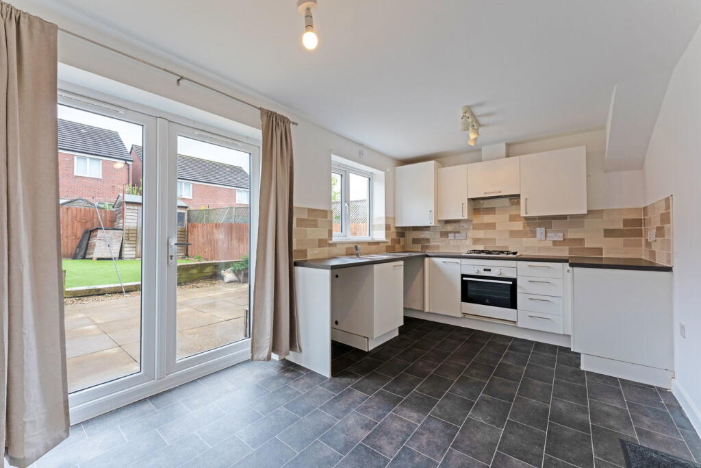 House in Weldon, Weldon Park, Priors Hall Park - View 5